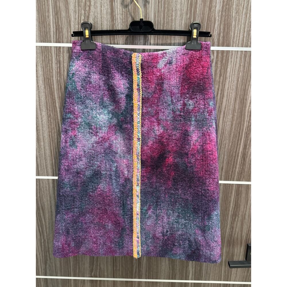 *AUTHENTIC* CHANEL - Pencil Skirt, Size 40